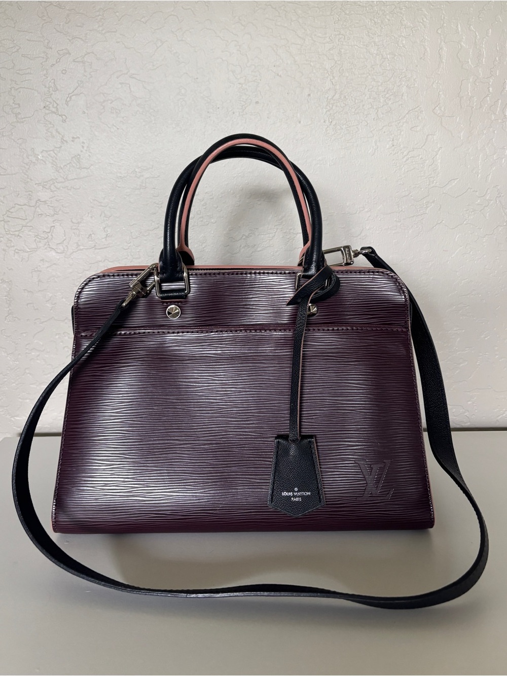Louis Vuitton Vaneau MM Epi Leather Monogram Satchel Bag! Purple & Black 💜